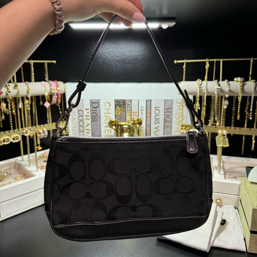SOLD!! Coach Y2K Vintage Nolita Black